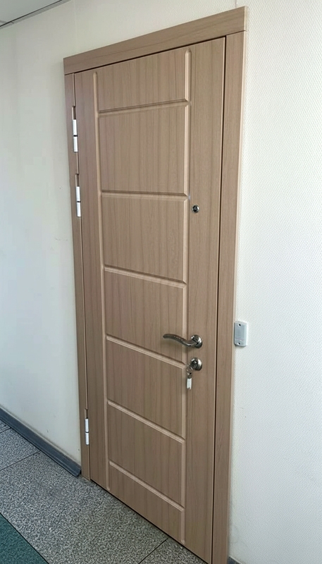 Квартирная дверь МДФ Квартирная дверь МДФ