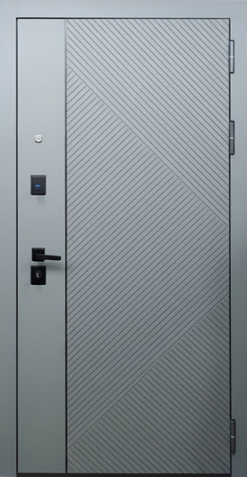 Металлическая квартирная дверь с окрашенными плитами МДФ Металлическая квартирная дверь с окрашенными плитами МДФ